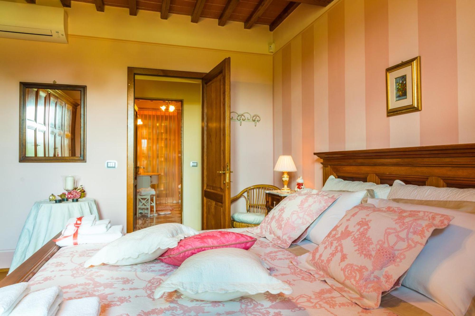 Borgo Ai Lecci Guest House Orentano Luaran gambar